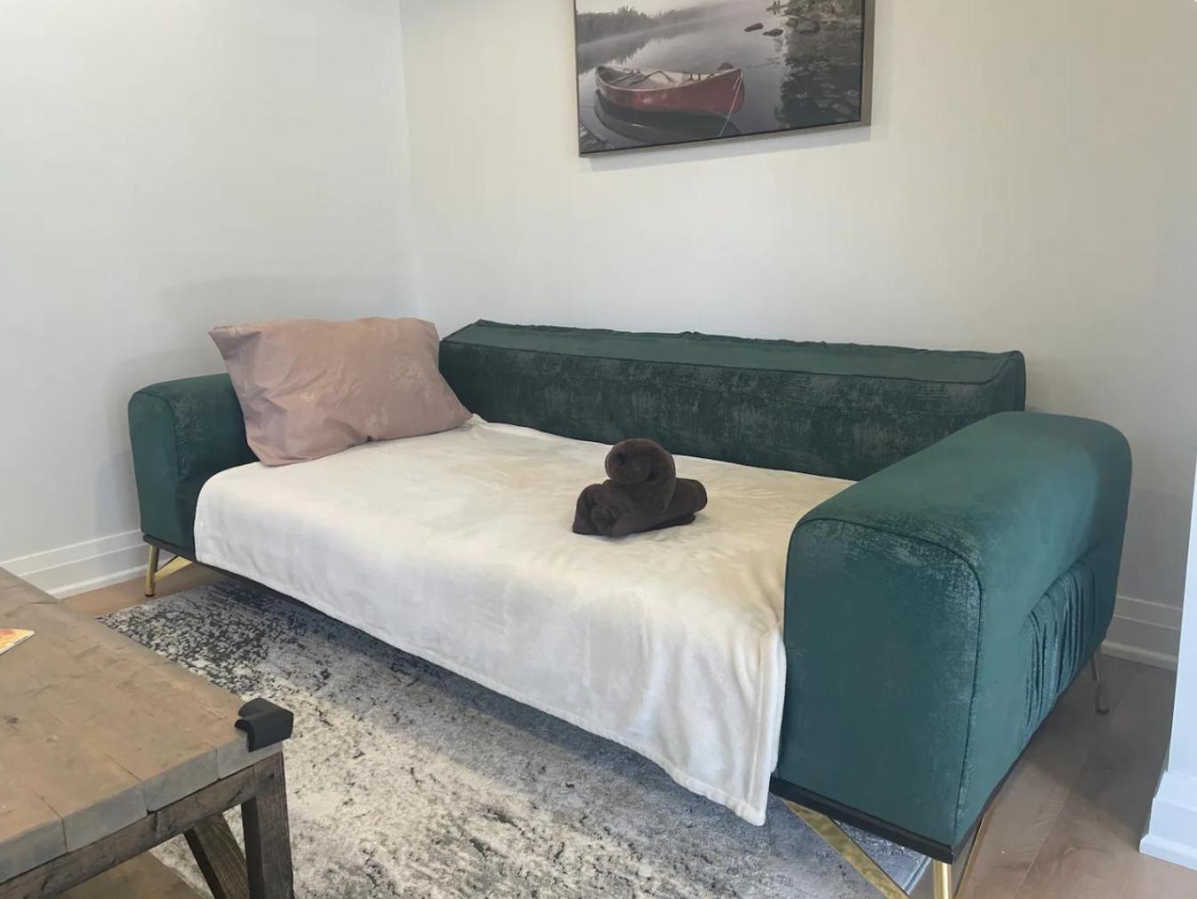 Cozy Cottage Style House Kitchener Ngoại thất bức ảnh